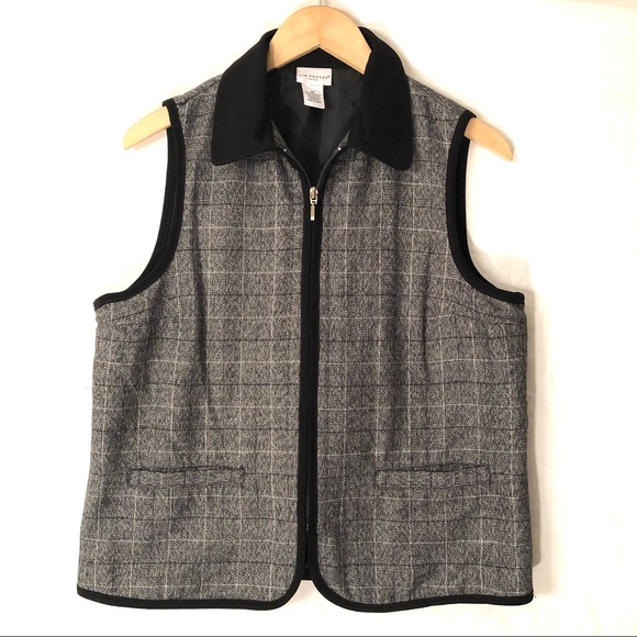 Kim Rogers Jackets & Blazers - 💙3/$25 Equestrian Tweed Grey/Black Plaid Vest- 8 Petite